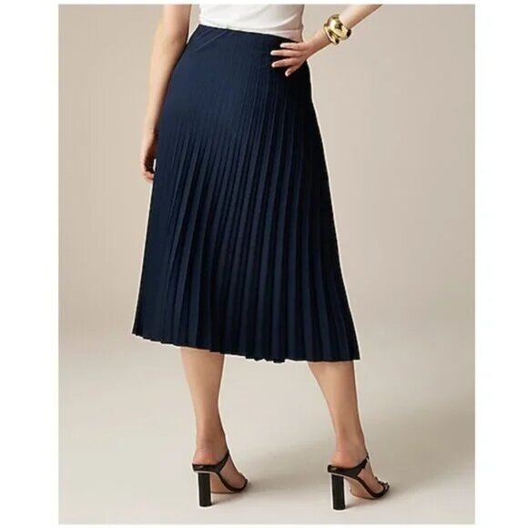 J. Crew Gwyneth Pleated Lightweight Slip Skirt Navy Size M NWT - Picture 2 of 6